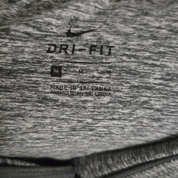 Nike Running Dri-Fit Pullover, Men's Medium, Gray, 1/4 Zip, Lightweight - Picture 4 of 5